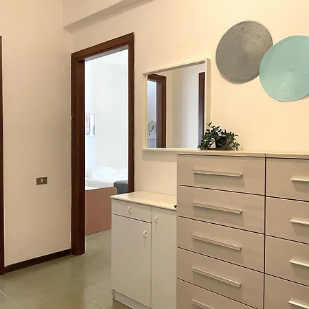 Zara - Fronte Mare - Premium Giulianova